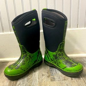 Bogs size 12